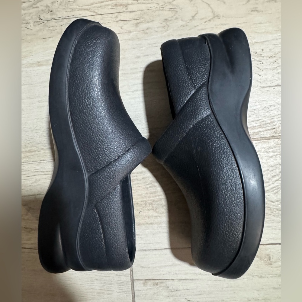 Klogs Black shoes size 6 m Woman  Loafers